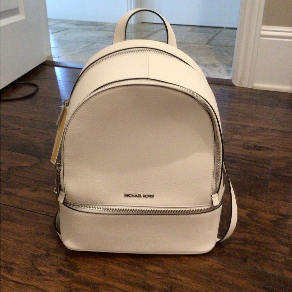 NWT Michael Kors white leather backpack/ purse